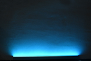 LED wall washer lighting for uniform facade illumination on building surfaces